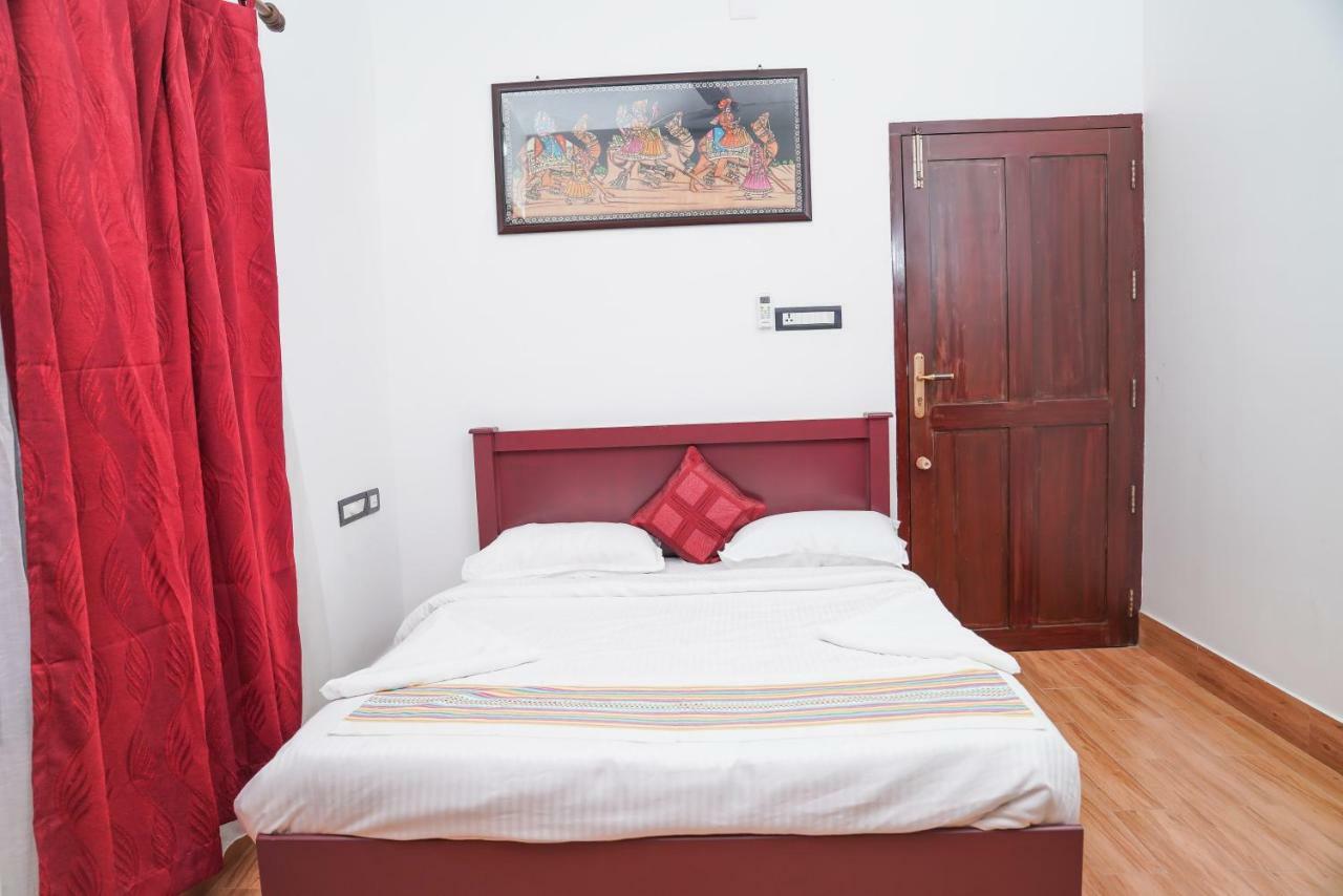 Thanal Premium Villa By - A Place To Call Your Home Muvattupuzha Bagian luar foto