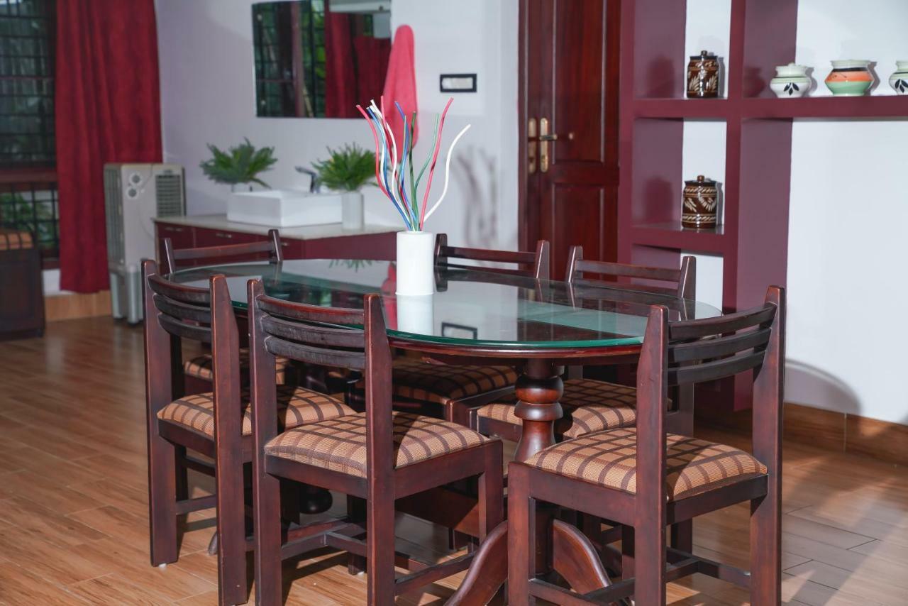 Thanal Premium Villa By - A Place To Call Your Home Muvattupuzha Bagian luar foto